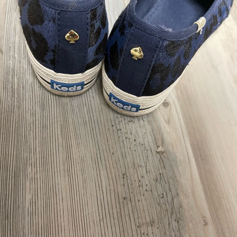Keds blue and black leopard shoes with a platform